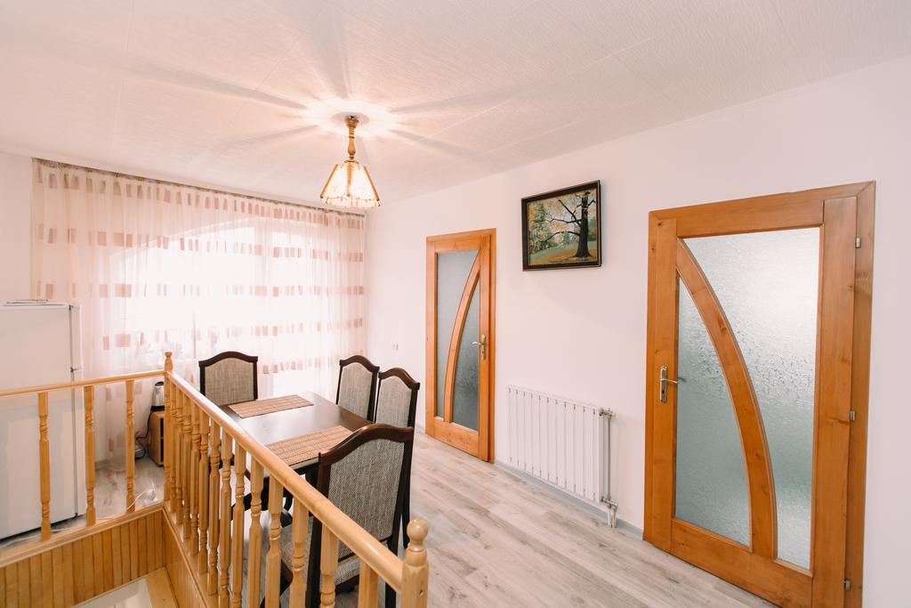 Apartments In Uzhgorod Ruang foto