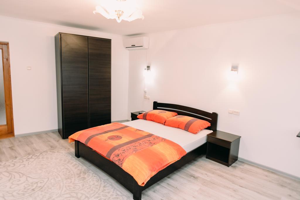 Apartments In Uzhgorod Ruang foto